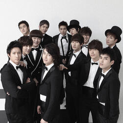 SUPER JUNIOR